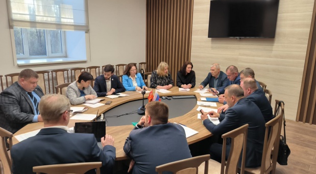 Состоялось заседание рабочей группы по рассмотрению инициативных проектов, представляемых в Администрацию города Смоленска для участия в конкурсном отборе  