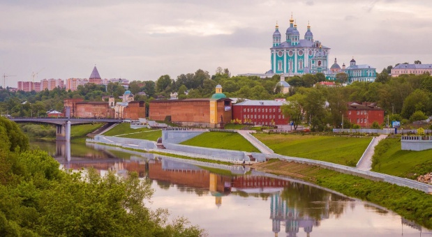 Александр Новиков призывает смолян проголосовать за Смоленск в конкурсе «Культурная столица 2026 года»
