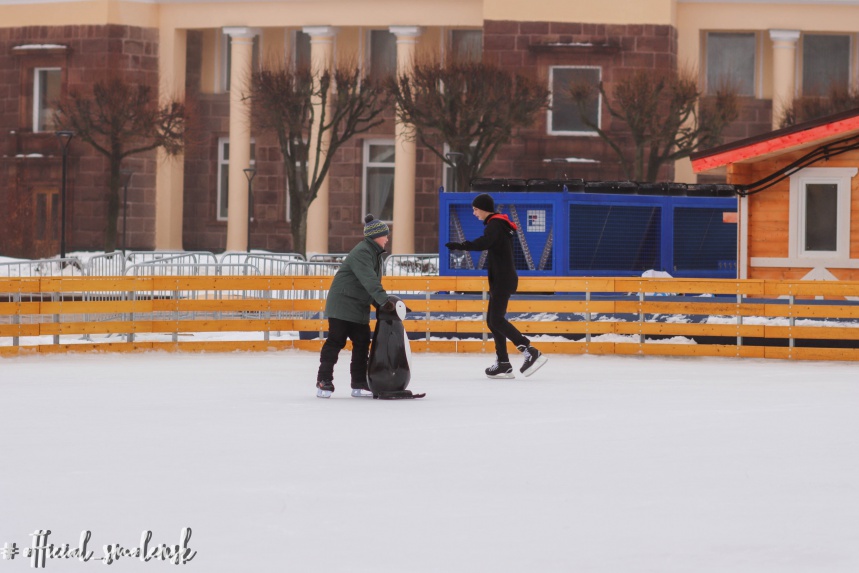 Фигурные коньки.