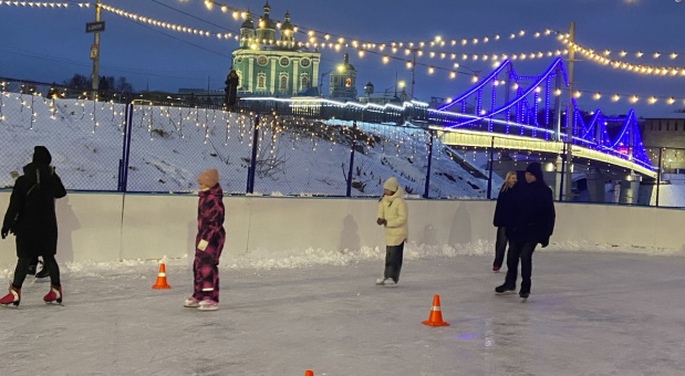 Городские катки ждут своих посетителей!