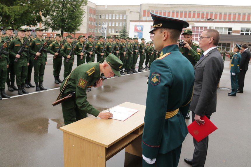 Смоленская академия. Смоленская Военная Академия Академия. Сайт Смоленской военной Академии. Курсанты Смоленской ПВО. Ва ВПВО вс РФ Смоленск присяга 2020.